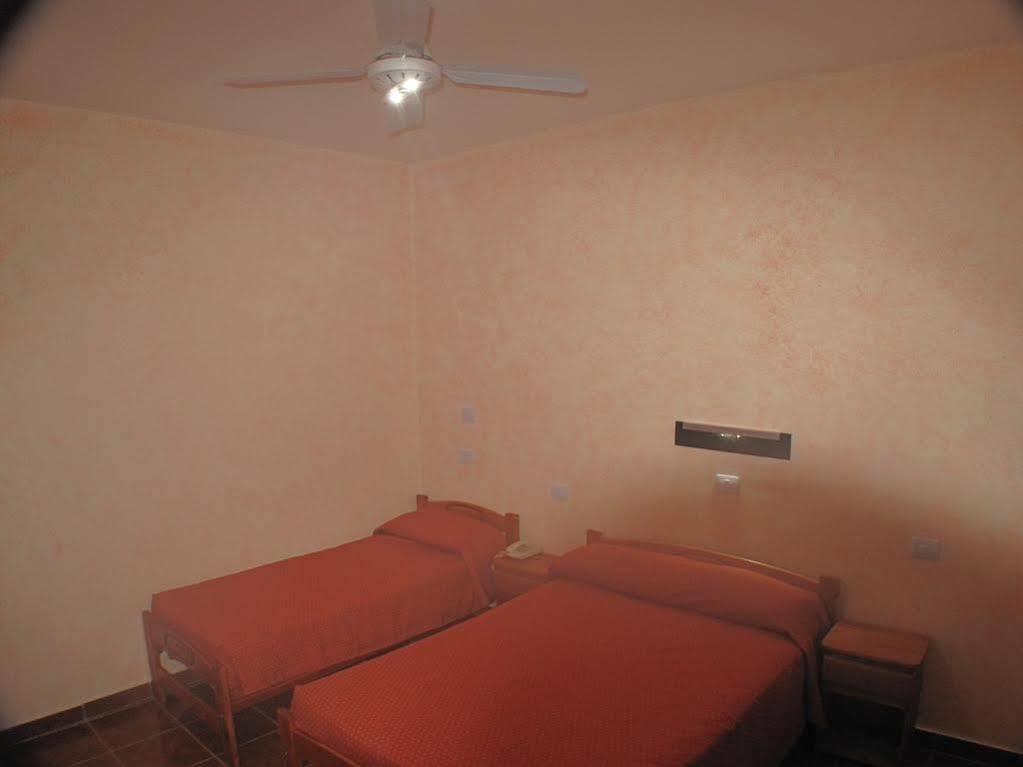 Hotel Los Cedros Μπουένος Άιρες Εξωτερικό φωτογραφία